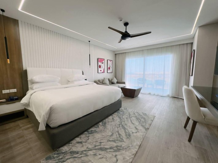 Premium Sea View Suite