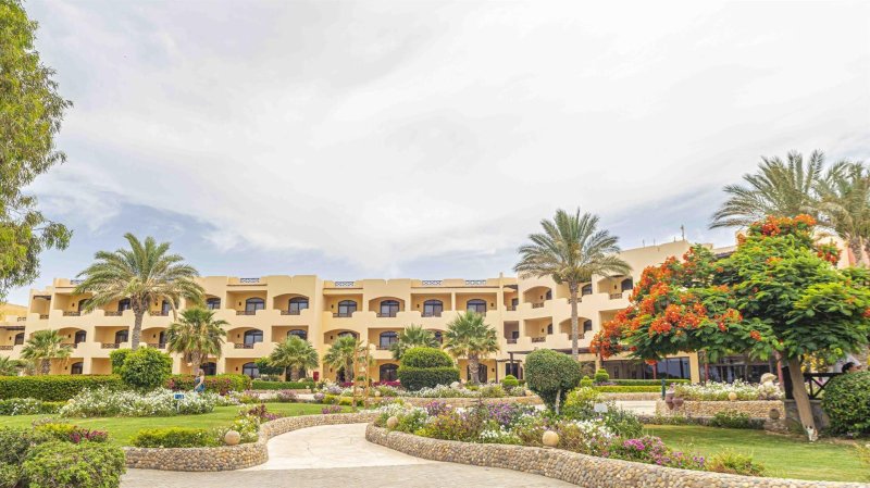 Blend Elphistone Resort Marsa Alam