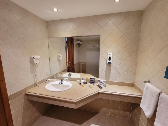 Superior Sea View Room