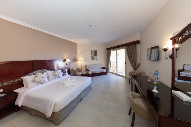 Superior Garden Or Pool Or Side Sea View Room