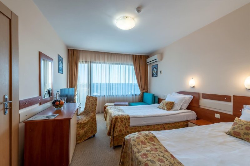 Napospart utazás Burgas Beach