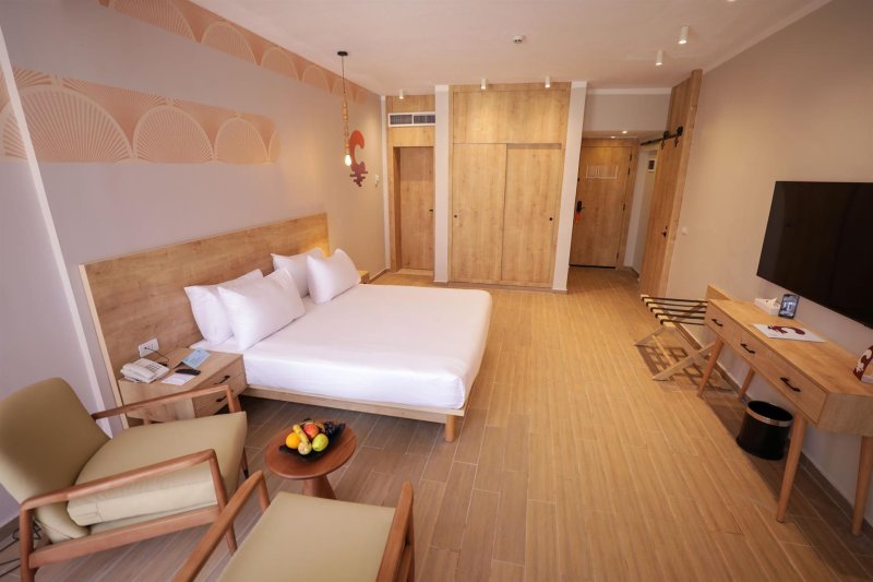 Deluxe Family Suite