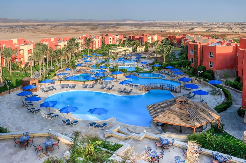 Marsa Alam utazás Cardina Resort By Sunrise