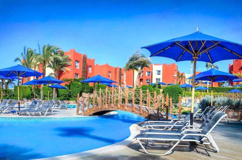 Marsa Alam utazás Cardina Resort By Sunrise