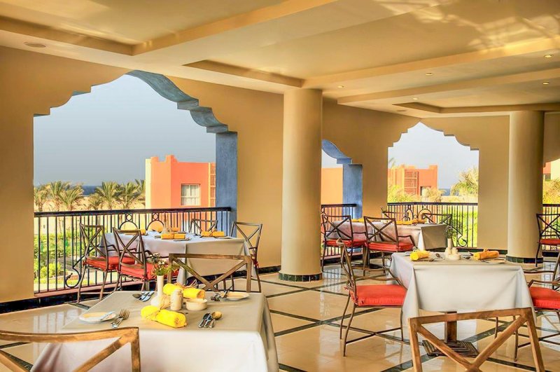 Marsa Alam utazás Cardina Resort By Sunrise