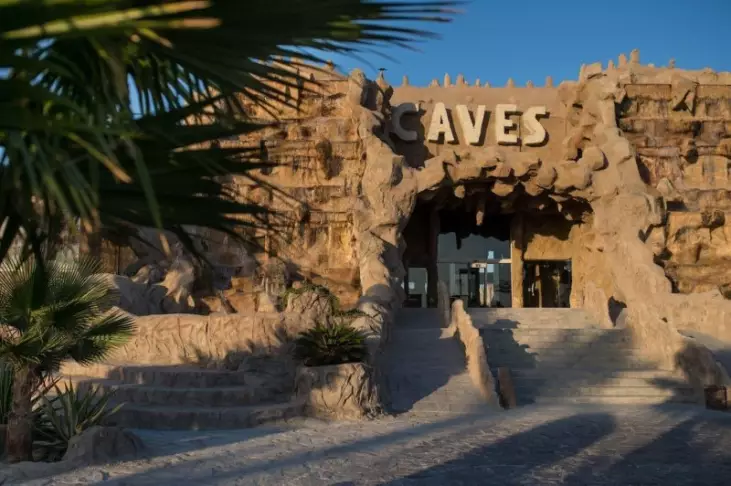 Caves Beach Resort Hurghada