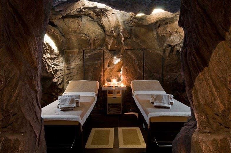 Caves Beach Resort Hurghada