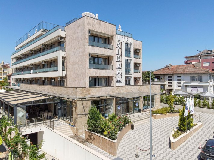 Napospart utazás Cinema