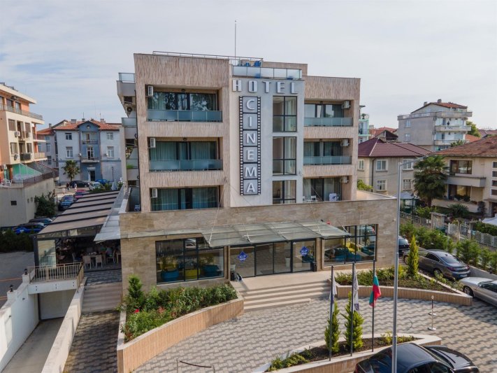 Napospart utazás Cinema