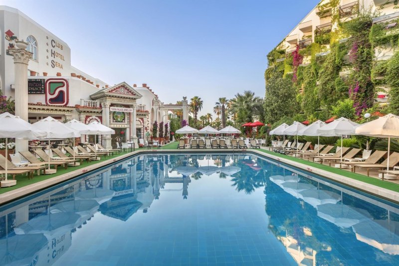 Antalya utazás Club Hotel Sera