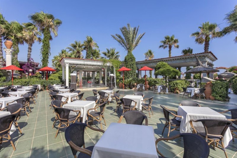 Antalya utazás Club Hotel Sera