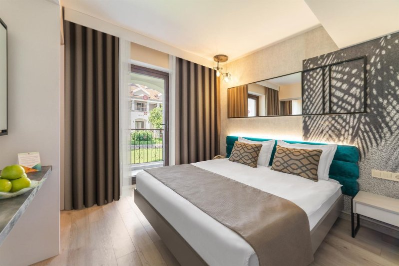 Hotel Standard Room Land View