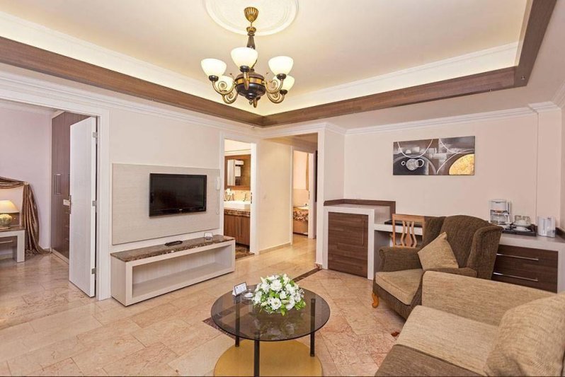 Family Room 3 Bedrooms