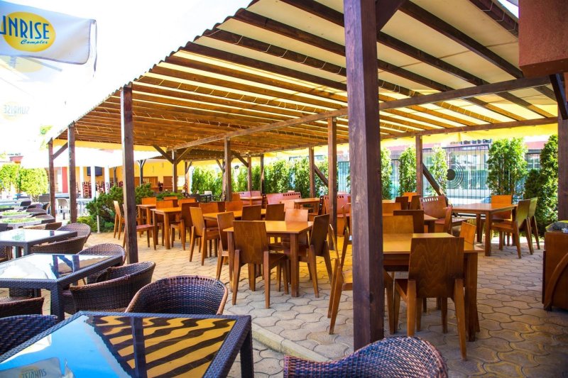 Napospart utazás Complex Sunrise