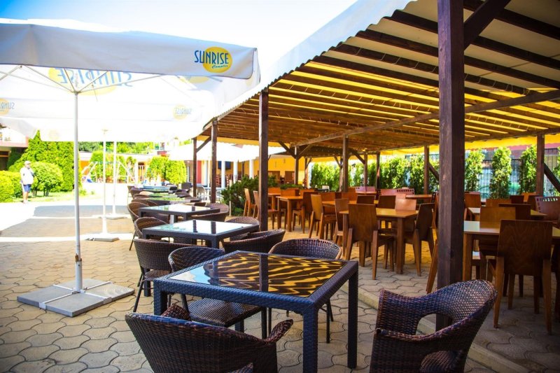 Napospart utazás Complex Sunrise