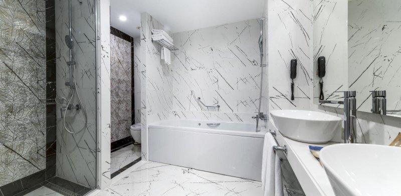 Deluxe Grand Suite