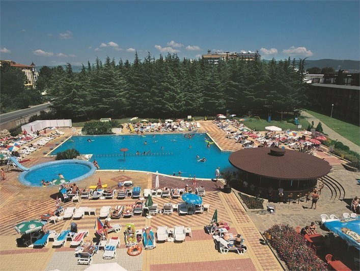 Napospart utazás Continental 3*