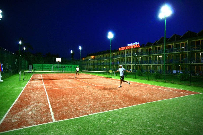 Napospart utazás Continental 3*+