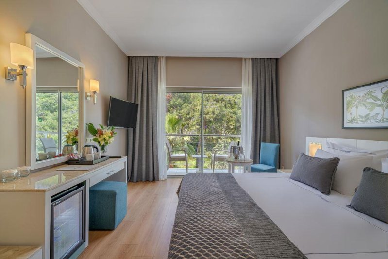 Standard Room Land View