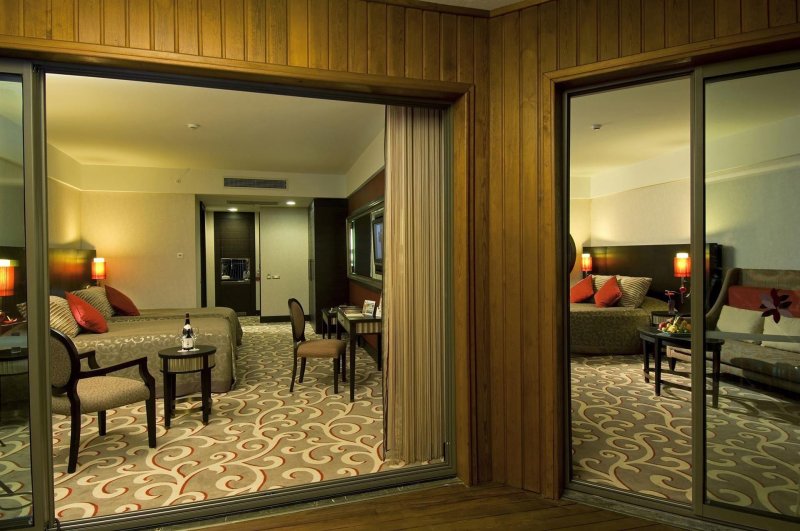 Garden Family Room