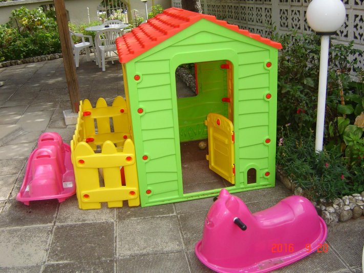 Napospart utazás Cris Family Hotel