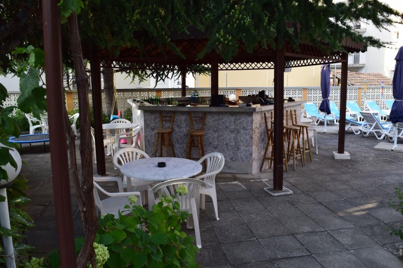 Cris Family Hotel Napospart