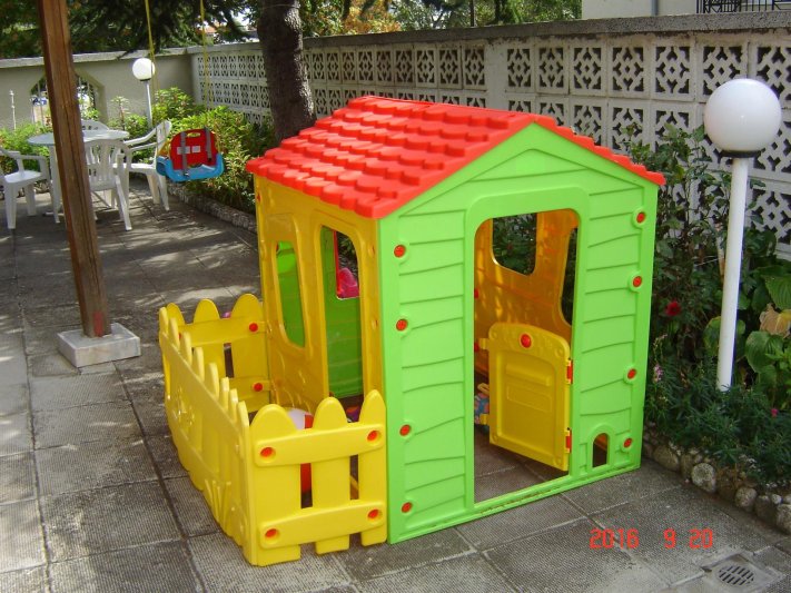 Napospart utazás Cris Family Hotel