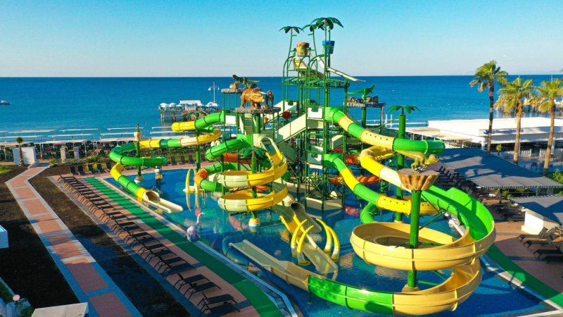 Antalya utazás Crystal Centro Resort