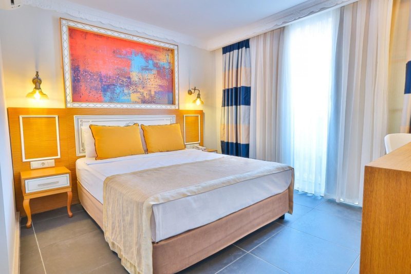 Family Room Land View