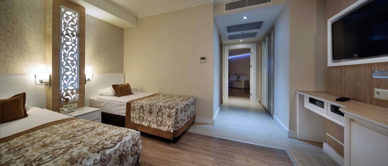 Family Room Side Sea View