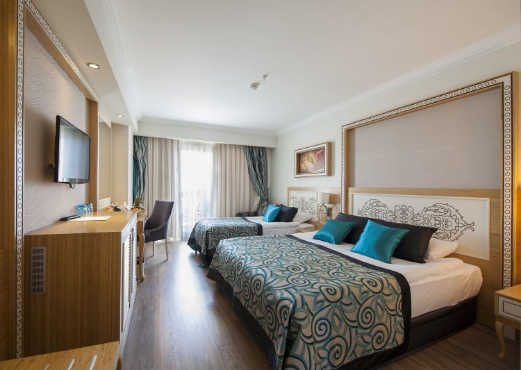 Standard Room Side Sea View