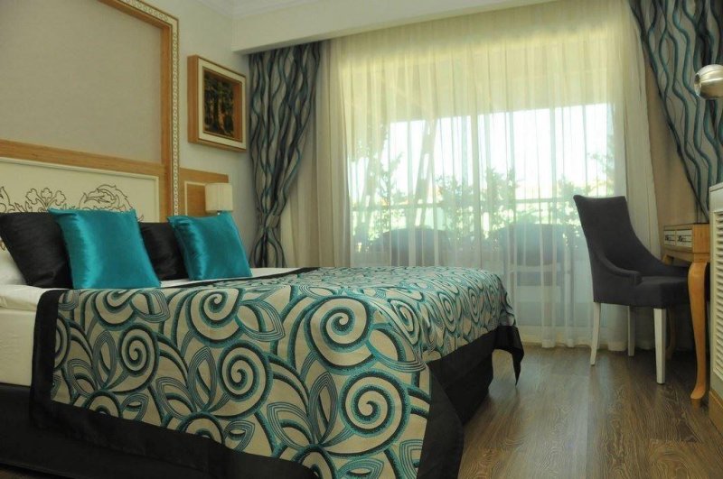 Terrace Standard Side Sea View