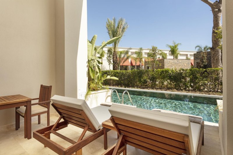 Swim Up Superior Room