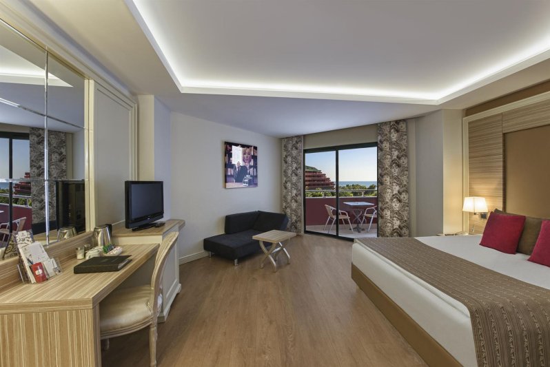 Family Room 2 Bedrooms