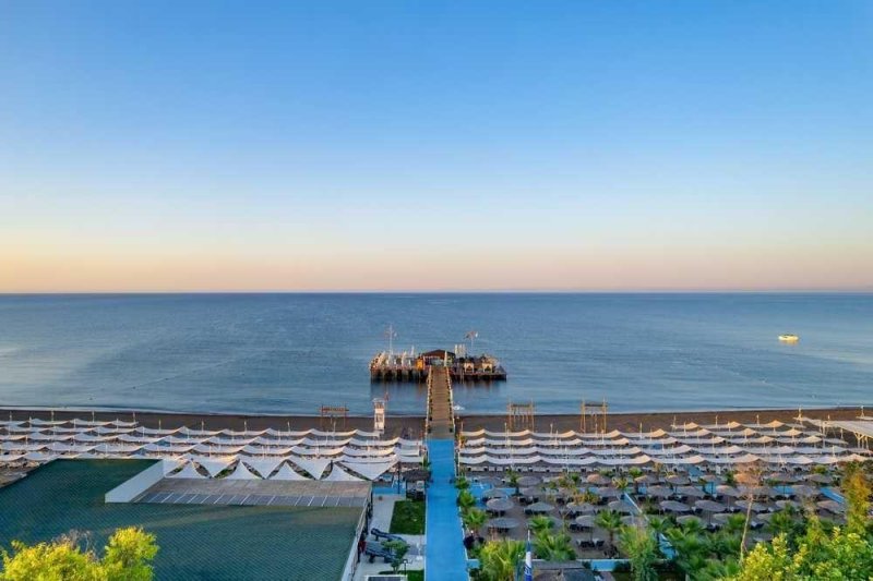 Antalya utazás Delphin Imperial Lara