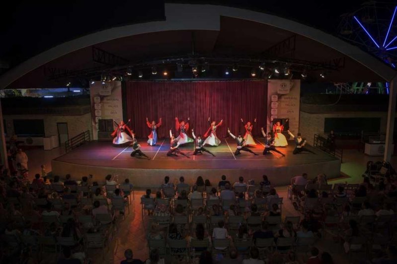 Antalya utazás Delphin Imperial Lara