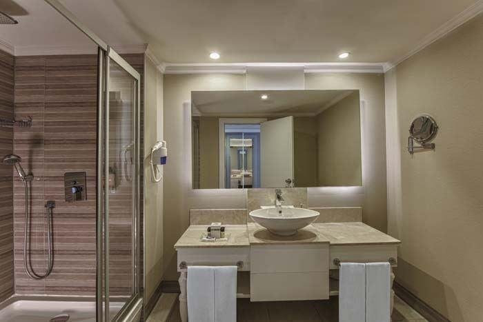 Superior Room Land Side