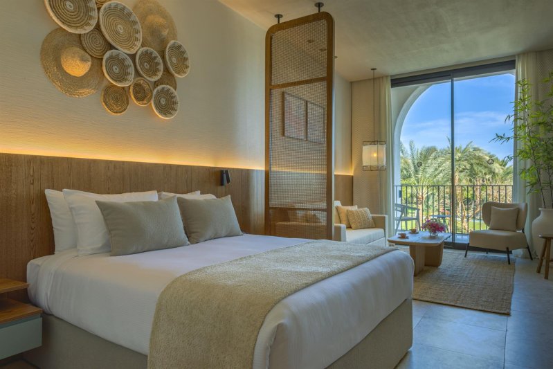 Deluxe Garden View Room