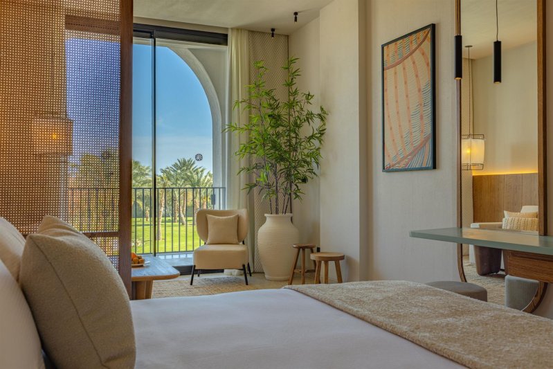 Deluxe Garden View Room