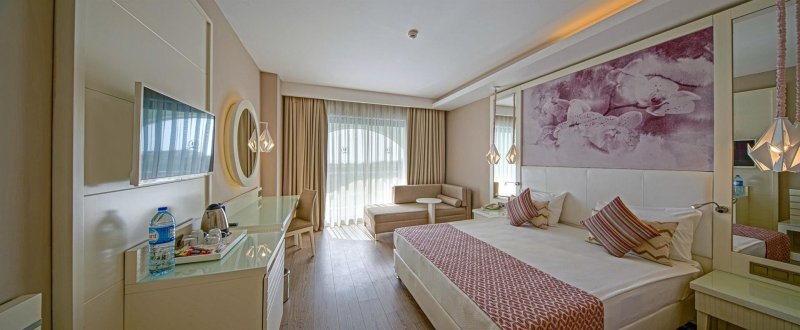 Standard Room Pool View