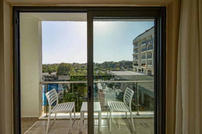 Standard Room Pool View