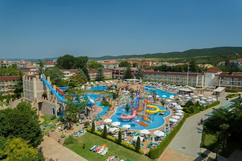 Dit Evrika Beach Club Napospart