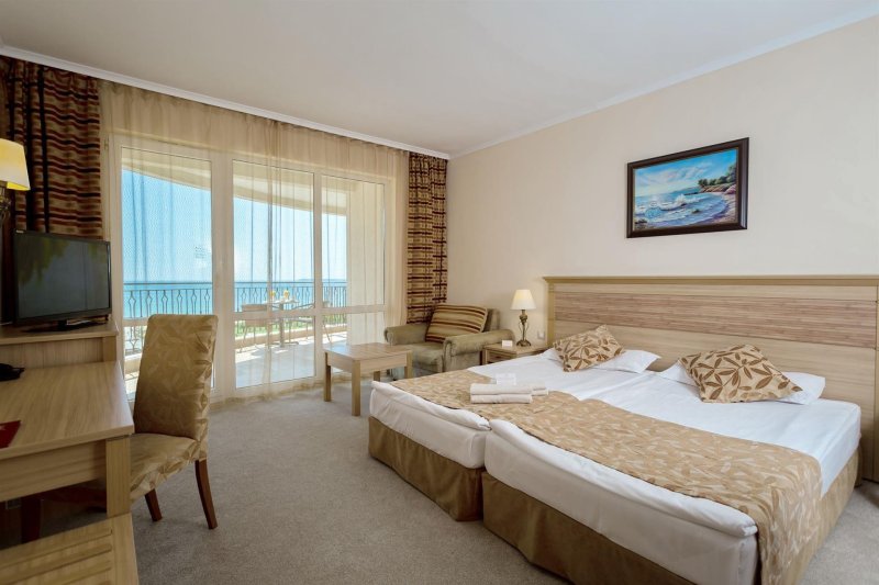 Dit Majestic Beach Resort Napospart