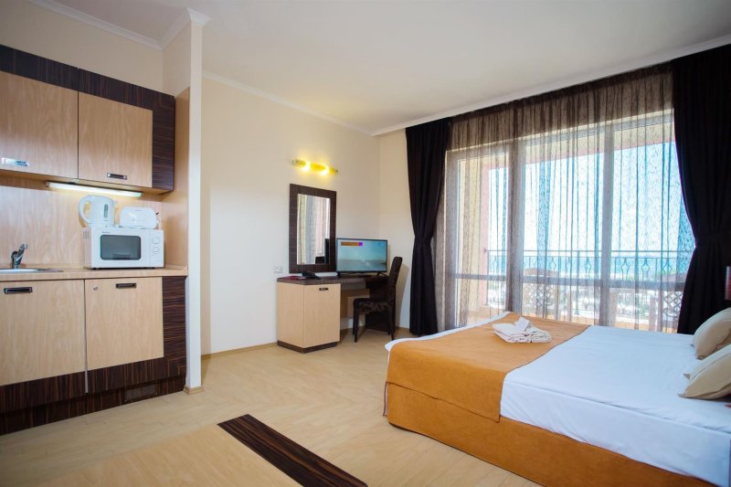 Dit Majestic Beach Resort Napospart