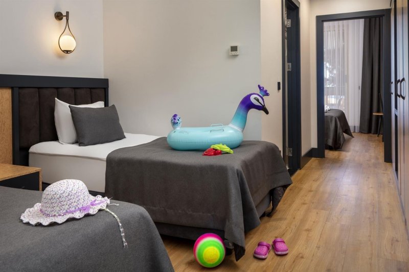 Family Room Land View