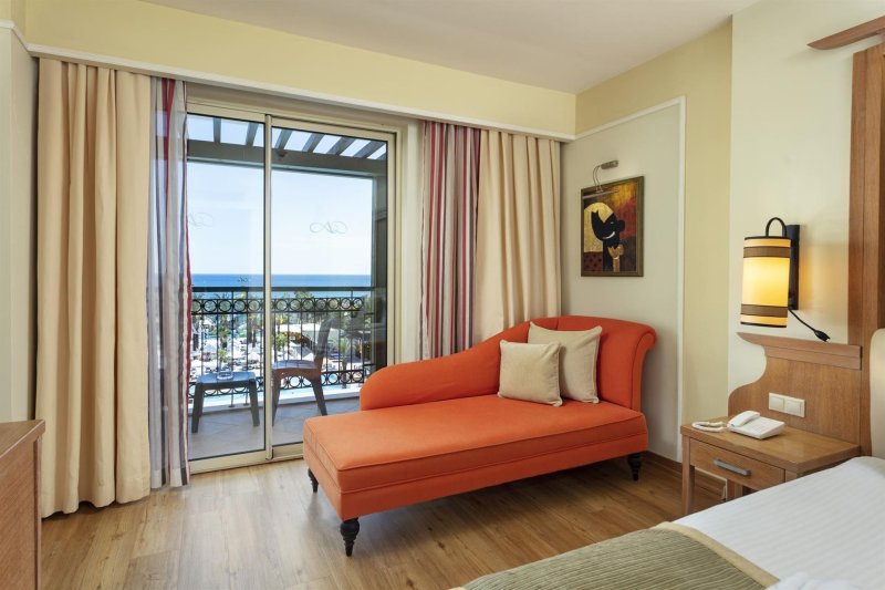Standard Room Land View