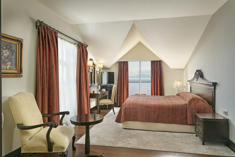 Royal Suite