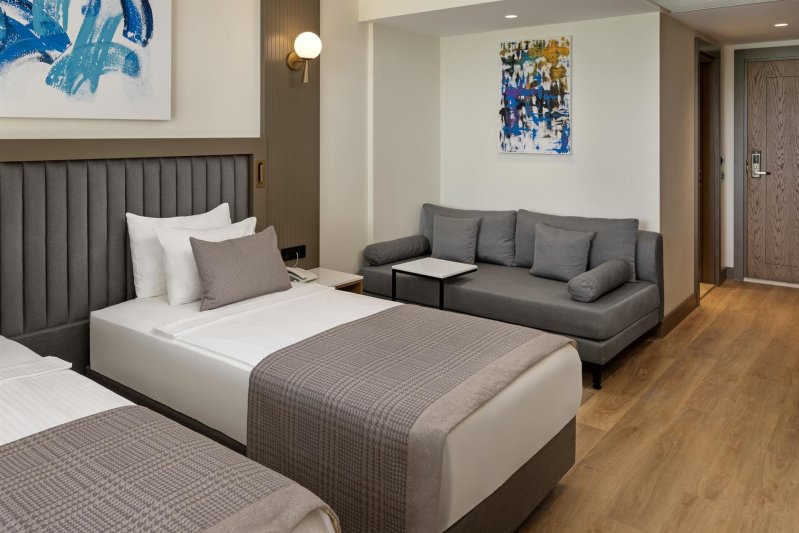 Superior Standard Room Side Sea View