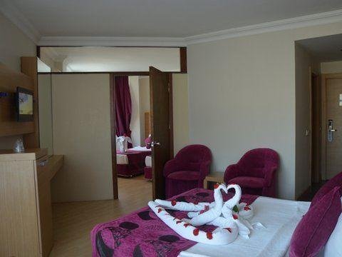 Family Room 2 Bedrooms Land View