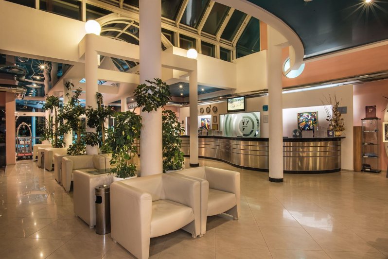 Napospart utazás Effect Grand Victoria (ex. Grand Victoria)